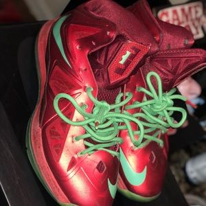 Lebron 10 Christmas